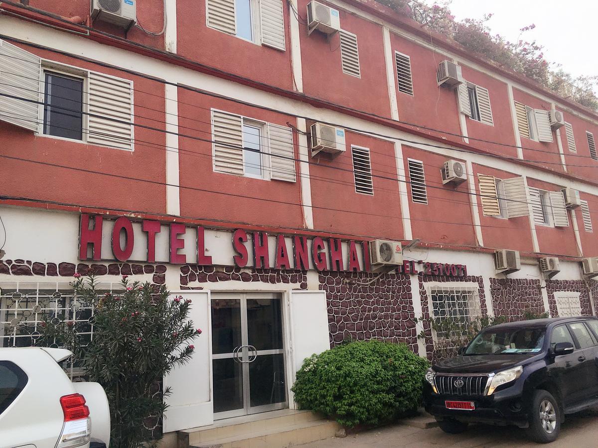 Shanghai Hotel NʼDjamena エクステリア 写真