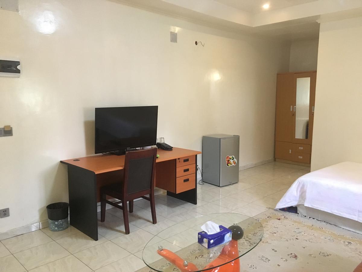 Shanghai Hotel NʼDjamena エクステリア 写真